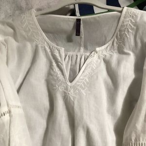 NJND white blouse